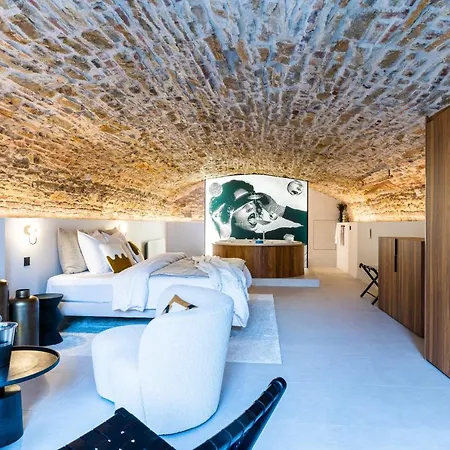 Legend Majestic - Insolite & Unique - Champagne - Parking Prive